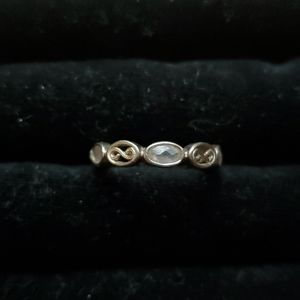 925 sterling silver ring with stones